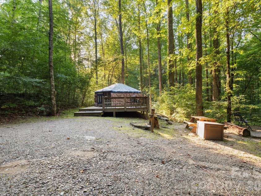 504 Mountain View School Road, Robbinsville, NC 28771.  MLS# CAR4418967, YatesRealty ID 51899. 