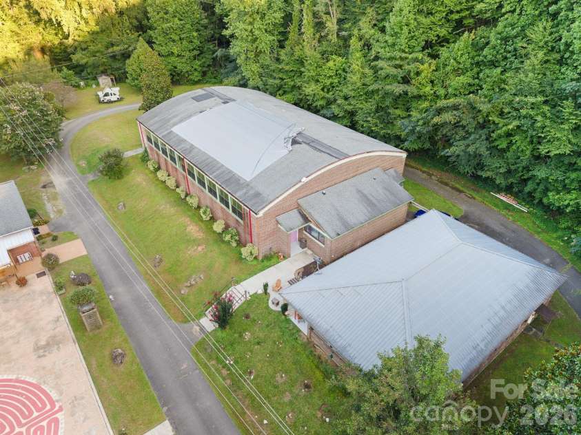 504 Mountain View School Road, Robbinsville, NC 28771.  MLS# CAR4418967, YatesRealty ID 51899. 