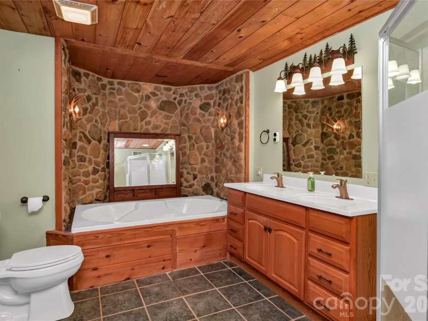 1040 Lawhon Road, Blythewood, SC 29016.  MLS# CAR4425889, YatesRealty ID 51901. 2nd Primary Bathroom