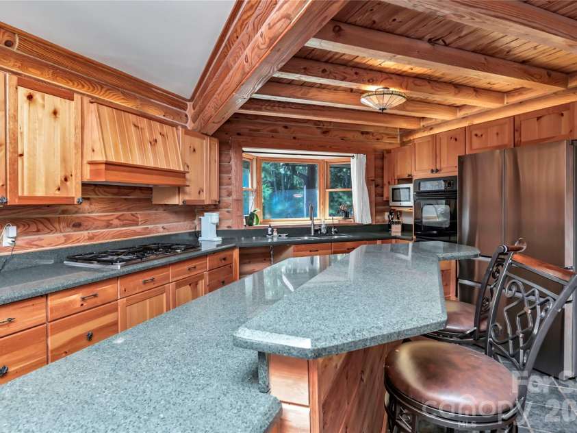 1040 Lawhon Road, Blythewood, SC 29016.  MLS# CAR4425889, YatesRealty ID 51901. 