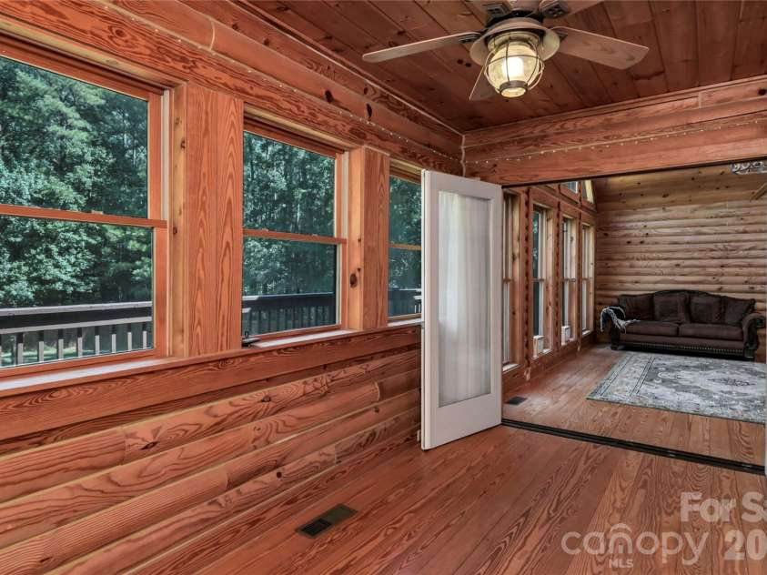 1040 Lawhon Road, Blythewood, SC 29016.  MLS# CAR4425889, YatesRealty ID 51901. 