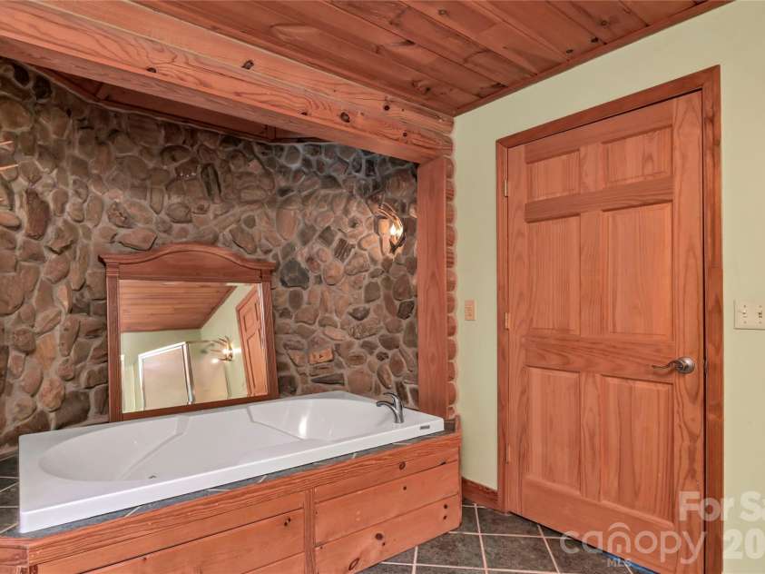 1040 Lawhon Road, Blythewood, SC 29016.  MLS# CAR4425889, YatesRealty ID 51901. 