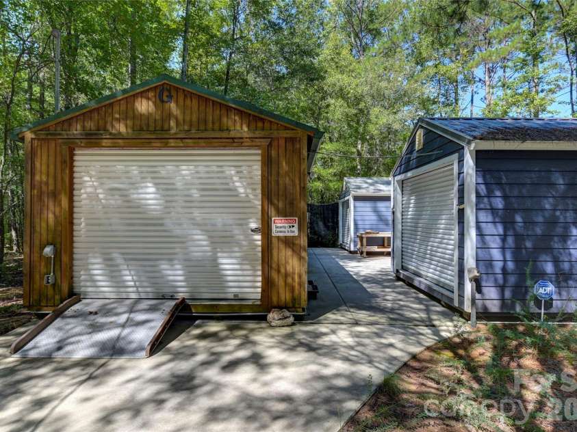 1040 Lawhon Road, Blythewood, SC 29016.  MLS# CAR4425889, YatesRealty ID 51901. Storage sheds