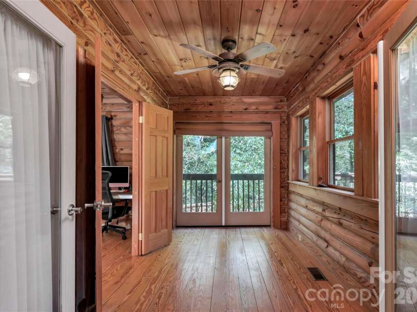1040 Lawhon Road, Blythewood, SC 29016.  MLS# CAR4425889, YatesRealty ID 51901. Sunroom