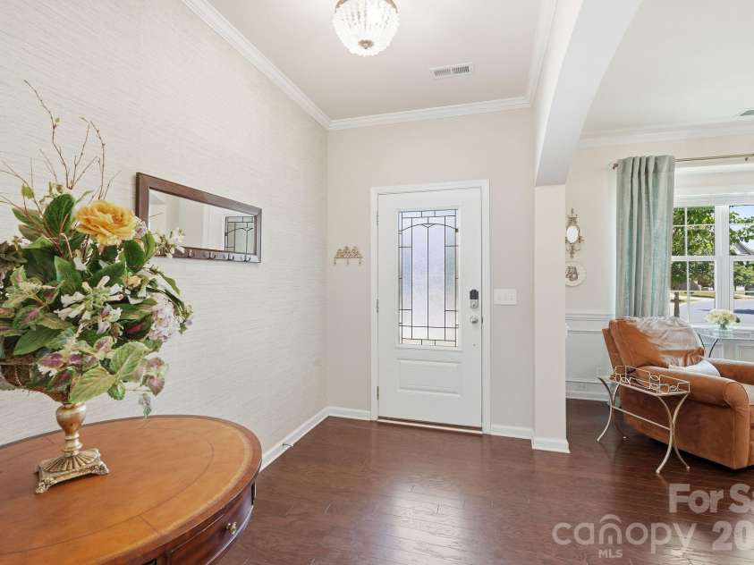 7013 Hamilton Mill Drive, Waxhaw, NC 28173.  MLS# CAR4424451, YatesRealty ID 51903. 