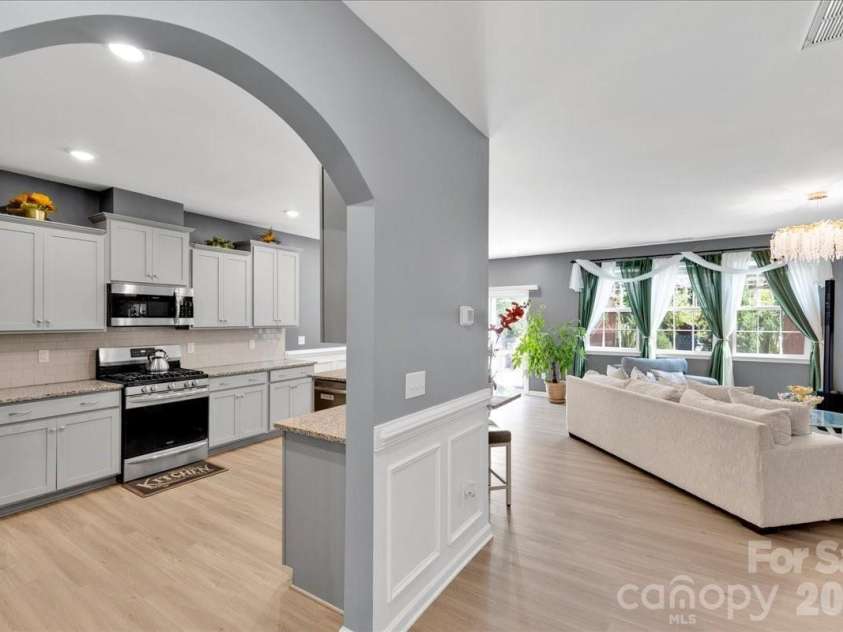 14727 Superior Street, Charlotte, NC 28273.  MLS# CAR4426197, YatesRealty ID 51904. 