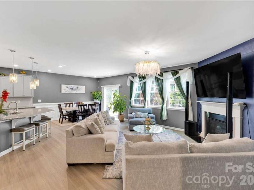 14727 Superior Street, Charlotte, NC 28273.  MLS# CAR4426197, YatesRealty ID 51904. 