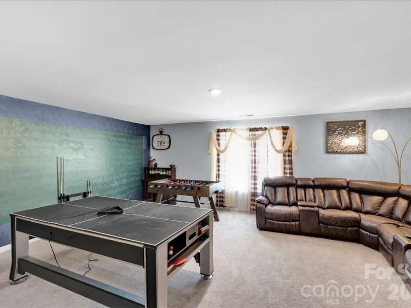 14727 Superior Street, Charlotte, NC 28273.  MLS# CAR4426197, YatesRealty ID 51904. 