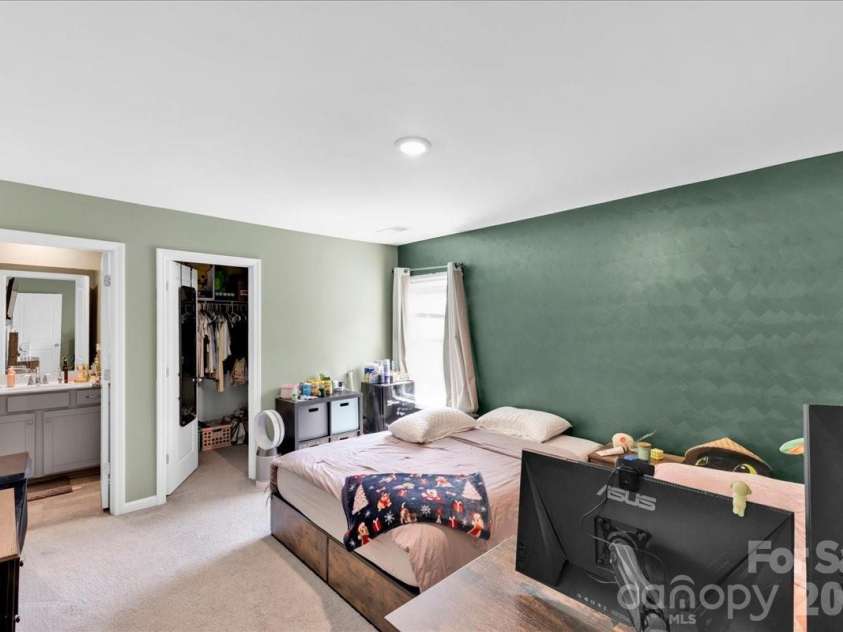 14727 Superior Street, Charlotte, NC 28273.  MLS# CAR4426197, YatesRealty ID 51904. 