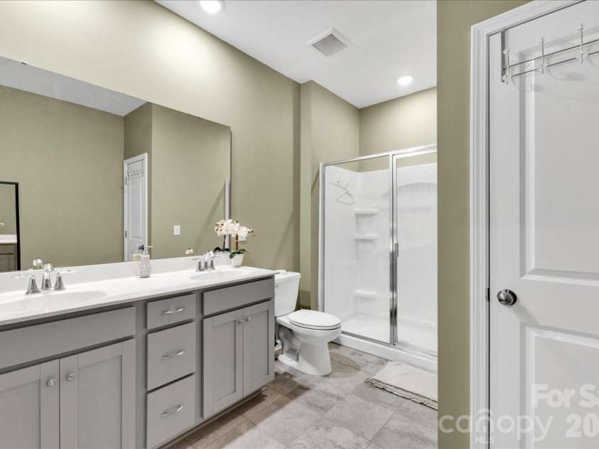 14727 Superior Street, Charlotte, NC 28273.  MLS# CAR4426197, YatesRealty ID 51904. 