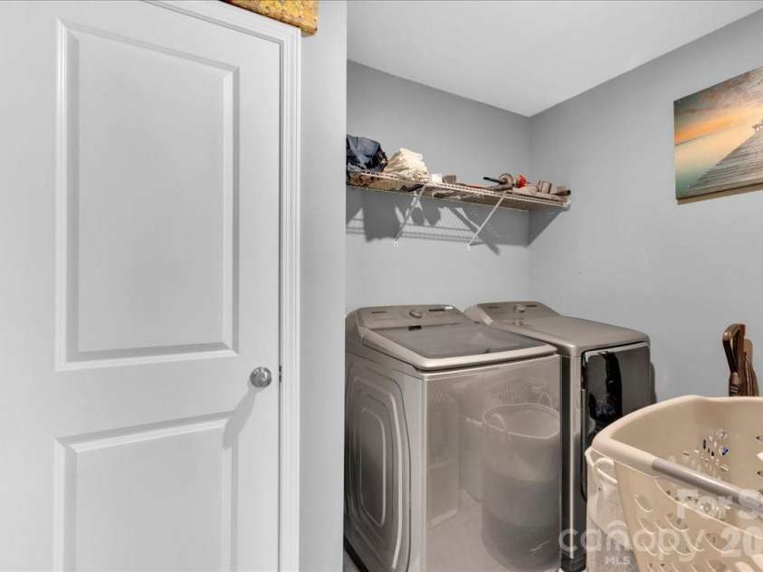 14727 Superior Street, Charlotte, NC 28273.  MLS# CAR4426197, YatesRealty ID 51904. 