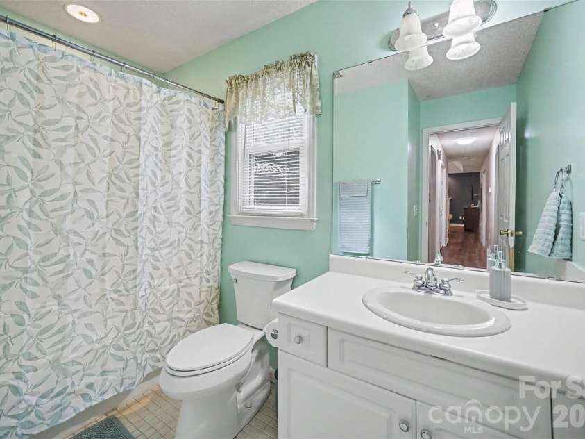 515 Harmony Glen Circle, Rock Hill, SC 29730.  MLS# CAR4424645, YatesRealty ID 51907. 