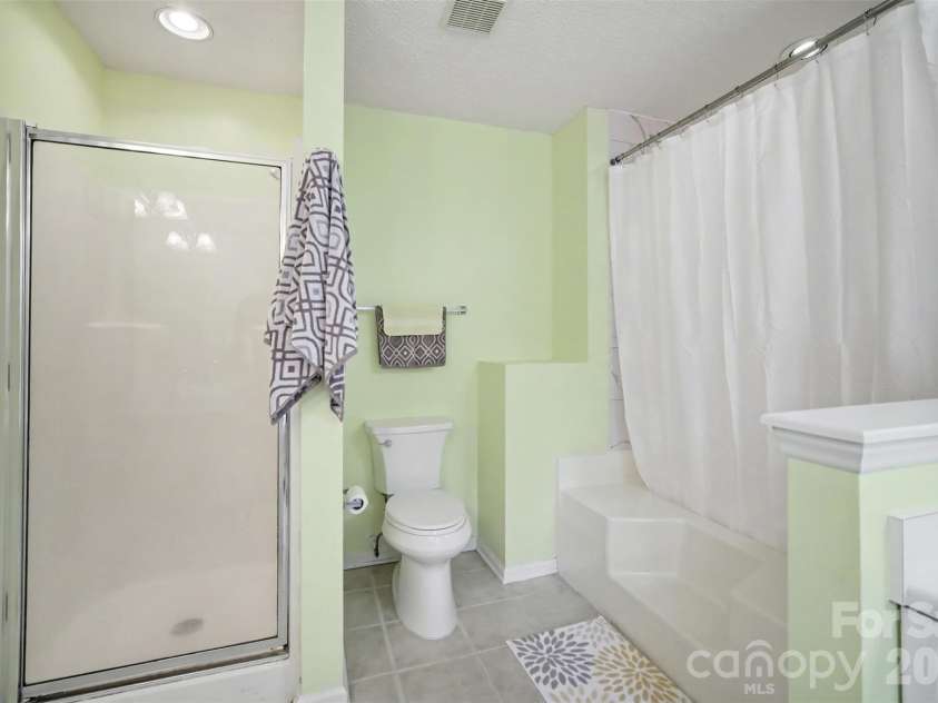 515 Harmony Glen Circle, Rock Hill, SC 29730.  MLS# CAR4424645, YatesRealty ID 51907. 
