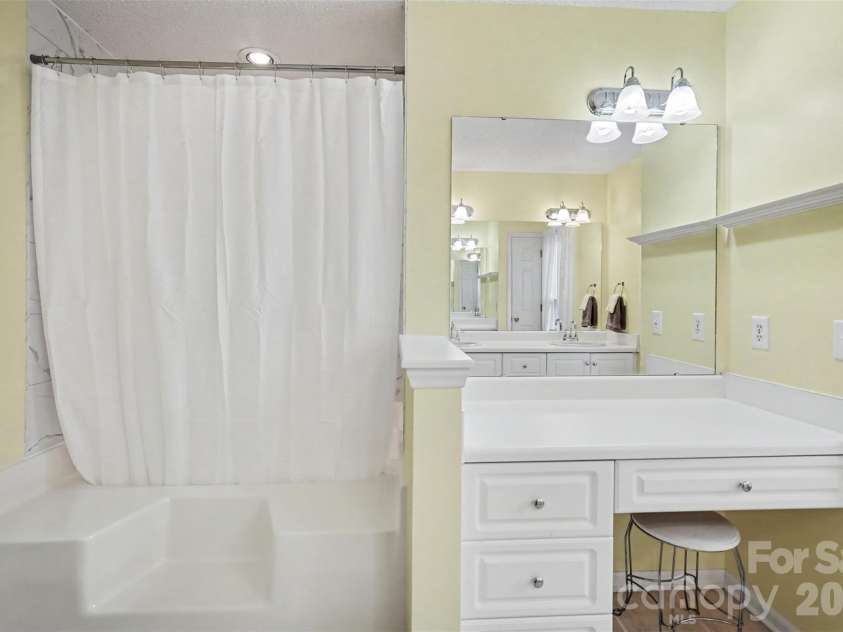 515 Harmony Glen Circle, Rock Hill, SC 29730.  MLS# CAR4424645, YatesRealty ID 51907. 