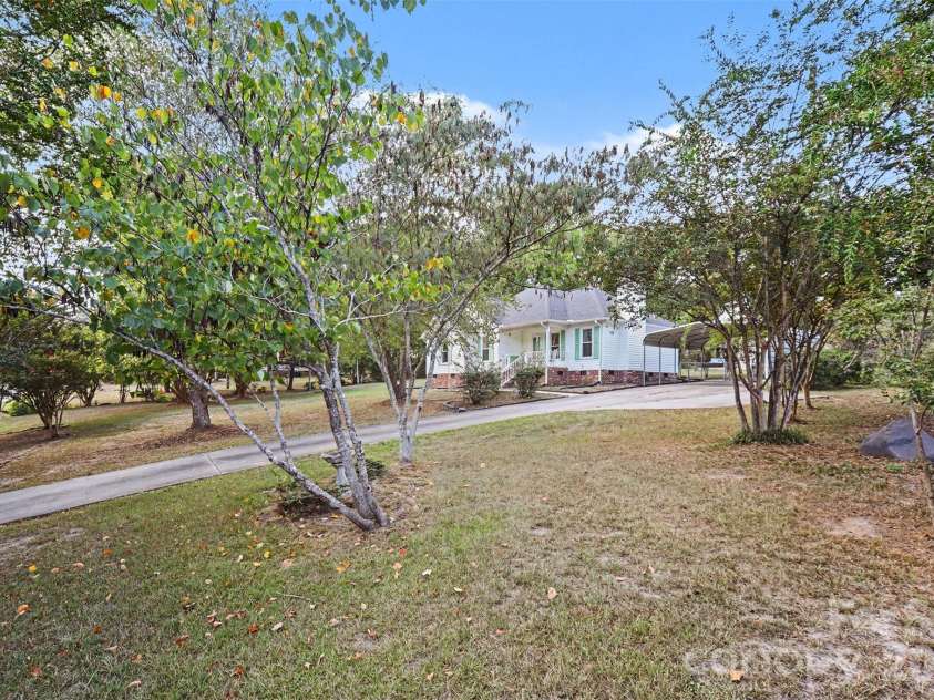 515 Harmony Glen Circle, Rock Hill, SC 29730.  MLS# CAR4424645, YatesRealty ID 51907. 