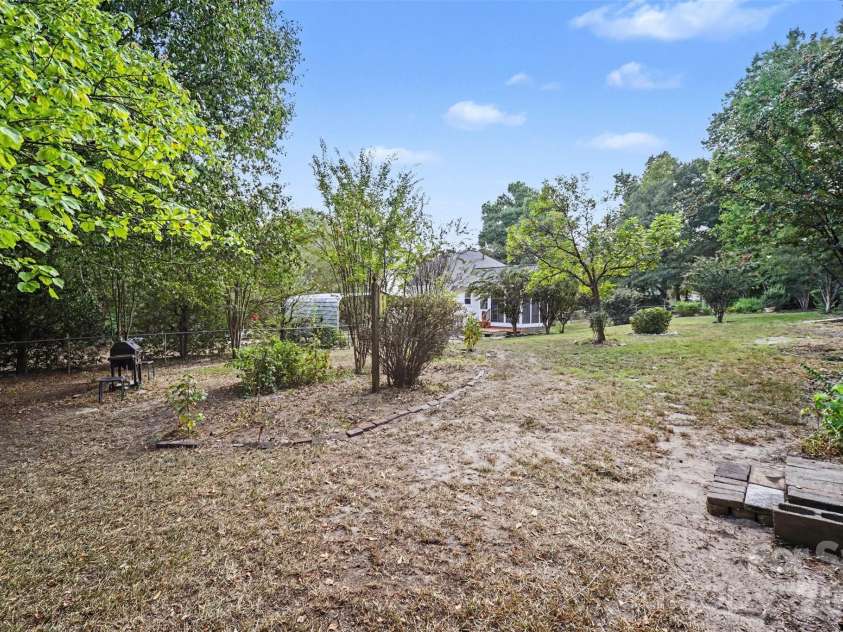 515 Harmony Glen Circle, Rock Hill, SC 29730.  MLS# CAR4424645, YatesRealty ID 51907. 