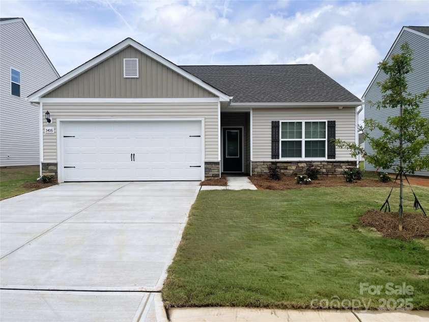 3406 Saddlebred Drive, Gastonia, NC 28052.  MLS# CAR4237888, YatesRealty ID 5191. 