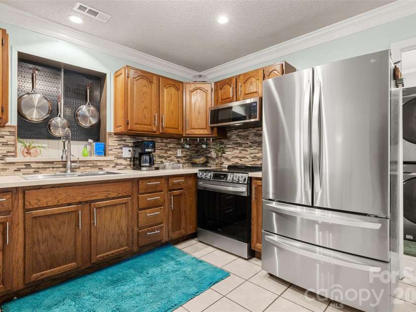 300 Serenity Hills Drive, Monroe, NC 28110.  MLS# CAR4426489, YatesRealty ID 51910. 