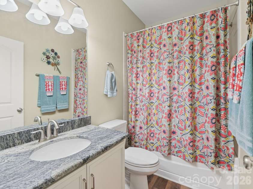 168 Willow Place Circle, Hendersonville, NC 28739.  MLS# CAR4425410, YatesRealty ID 51911. Full Bath