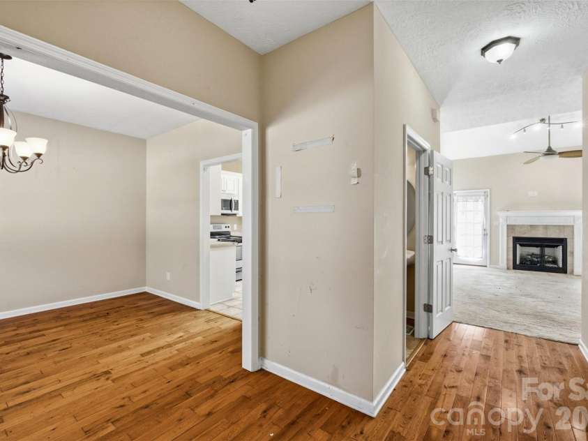 235 Summer Place Drive, Aiken, SC 29801.  MLS# CAR4426440, YatesRealty ID 51912. 