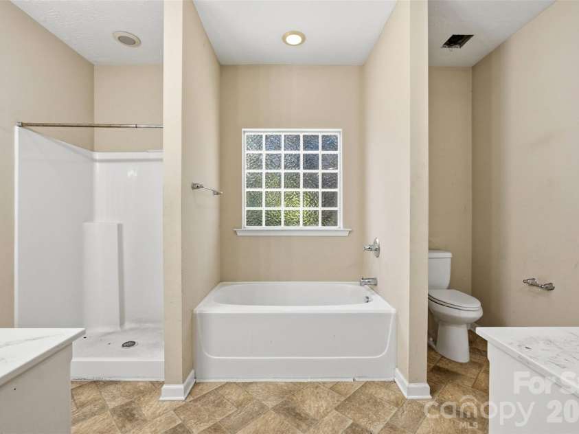 235 Summer Place Drive, Aiken, SC 29801.  MLS# CAR4426440, YatesRealty ID 51912. 
