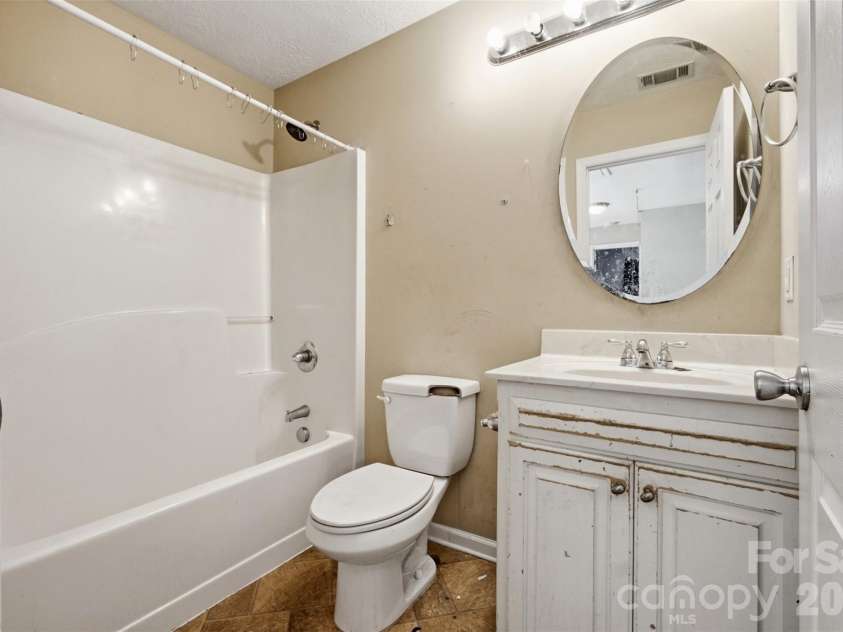 235 Summer Place Drive, Aiken, SC 29801.  MLS# CAR4426440, YatesRealty ID 51912. 
