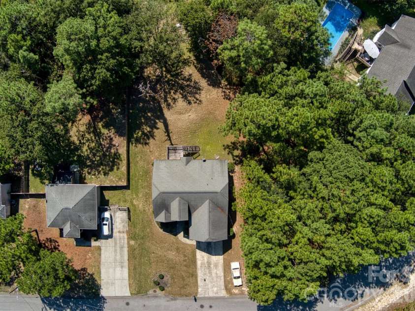 235 Summer Place Drive, Aiken, SC 29801.  MLS# CAR4426440, YatesRealty ID 51912. 