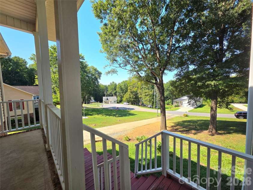 203 Springfield Road, Statesville, NC 28625.  MLS# CAR4425686, YatesRealty ID 51913. 