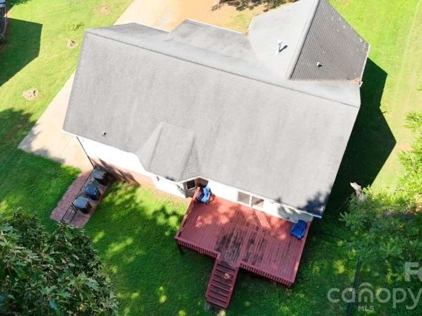 203 Springfield Road, Statesville, NC 28625.  MLS# CAR4425686, YatesRealty ID 51913. 