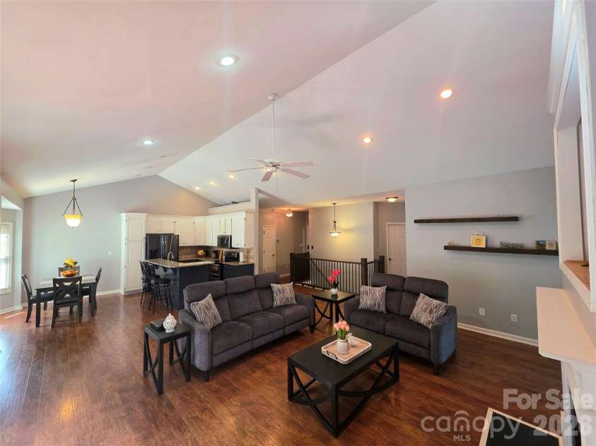 203 Springfield Road, Statesville, NC 28625.  MLS# CAR4425686, YatesRealty ID 51913. 