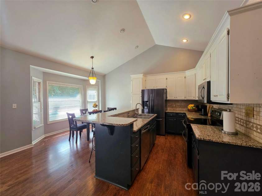 203 Springfield Road, Statesville, NC 28625.  MLS# CAR4425686, YatesRealty ID 51913. 