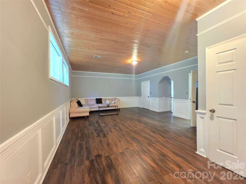 203 Springfield Road, Statesville, NC 28625.  MLS# CAR4425686, YatesRealty ID 51913. 