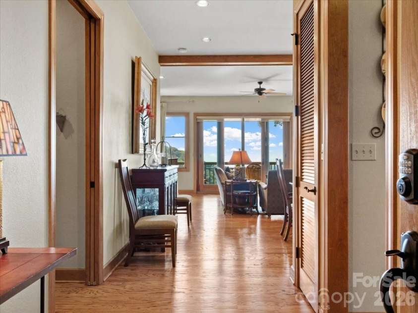 268 Sunset Point Road, Burnsville, NC 28714.  MLS# CAR4425001, YatesRealty ID 51916. 
