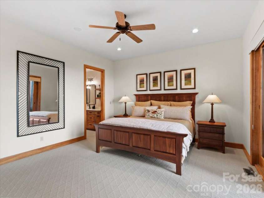268 Sunset Point Road, Burnsville, NC 28714.  MLS# CAR4425001, YatesRealty ID 51916. 