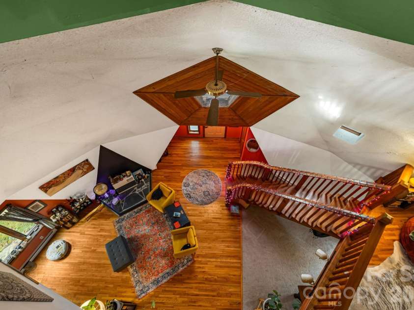 425 Bob Barnwell Road, Asheville, NC 28803.  MLS# CAR4425201, YatesRealty ID 51917. 