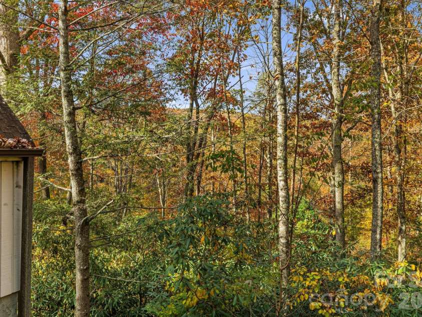425 Bob Barnwell Road, Asheville, NC 28803.  MLS# CAR4425201, YatesRealty ID 51917. 