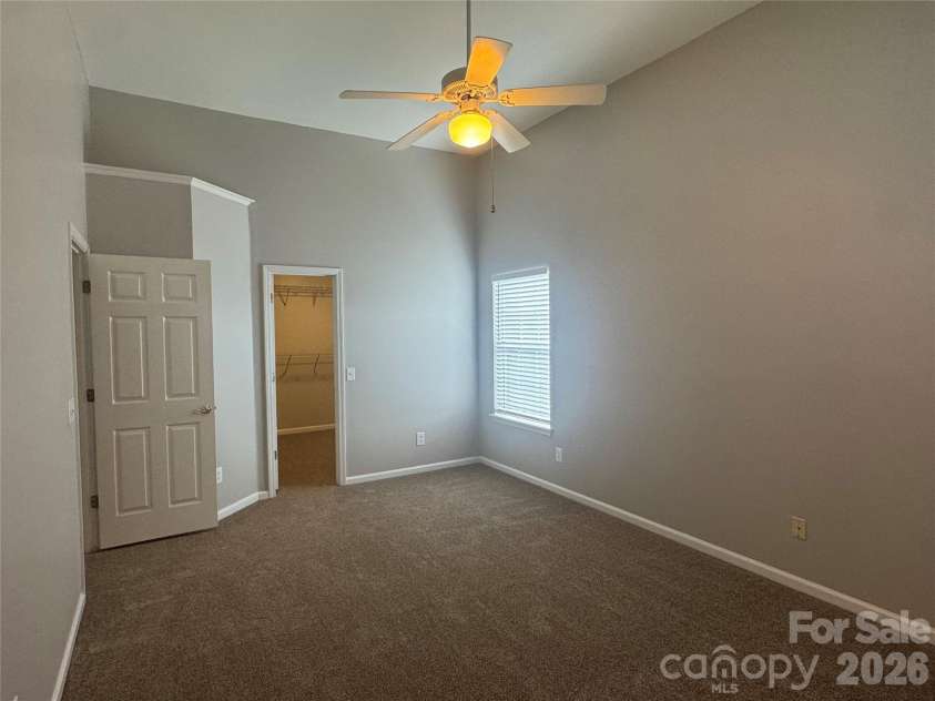 8817 Elkins Park Drive, Matthews, NC 28105.  MLS# CAR4426443, YatesRealty ID 51918. 