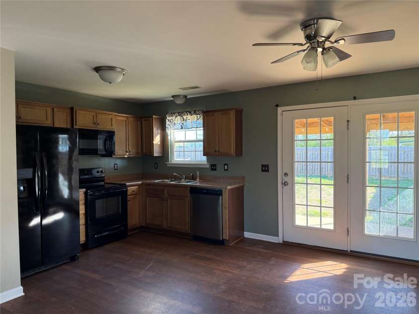 1033 Clineview Drive, Cherryville, NC 28021.  MLS# CAR4355280, YatesRealty ID 5192. 