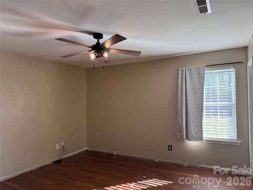 1033 Clineview Drive, Cherryville, NC 28021.  MLS# CAR4355280, YatesRealty ID 5192. 