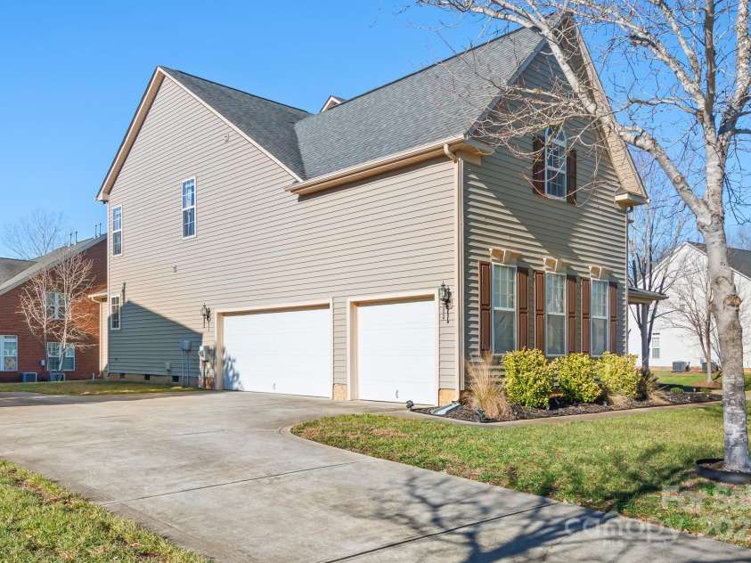 9729 Capella Avenue, Concord, NC 28027.  MLS# CAR4210438, YatesRealty ID 5192. 