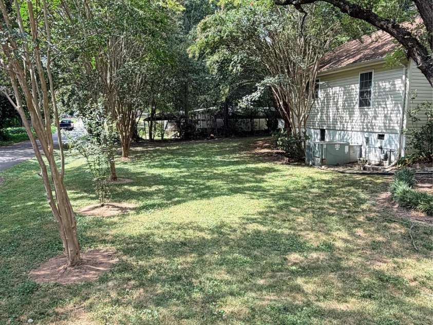 522 19th Street, Hickory, NC 28602.  MLS# CAR4426515, YatesRealty ID 51920. 