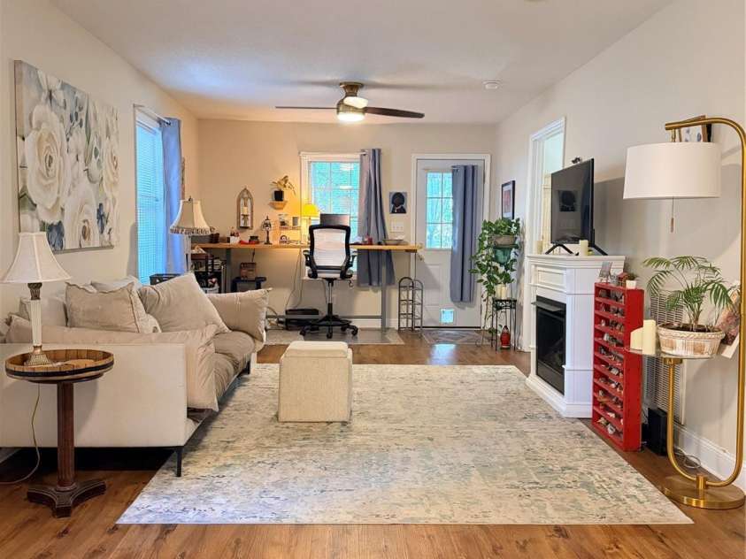 522 19th Street, Hickory, NC 28602.  MLS# CAR4426515, YatesRealty ID 51920. 