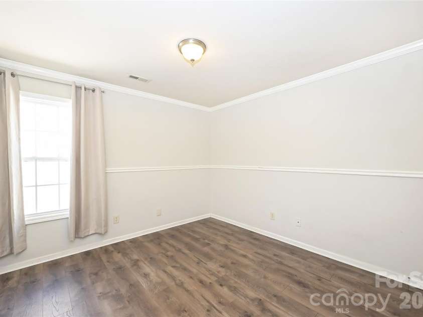 7310 Fig Lane, Charlotte, NC 28215.  MLS# CAR4423828, YatesRealty ID 51921. 