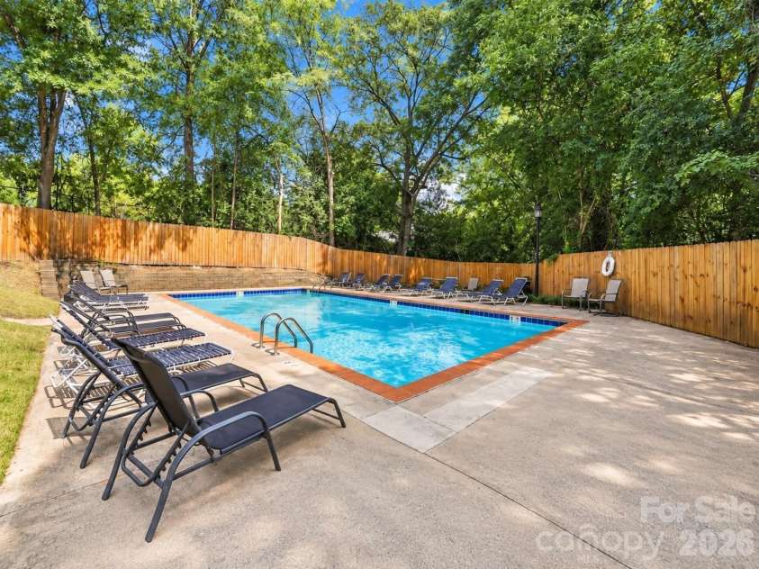 4921 Park Road, Charlotte, NC 28209.  MLS# CAR4426505, YatesRealty ID 51922. 