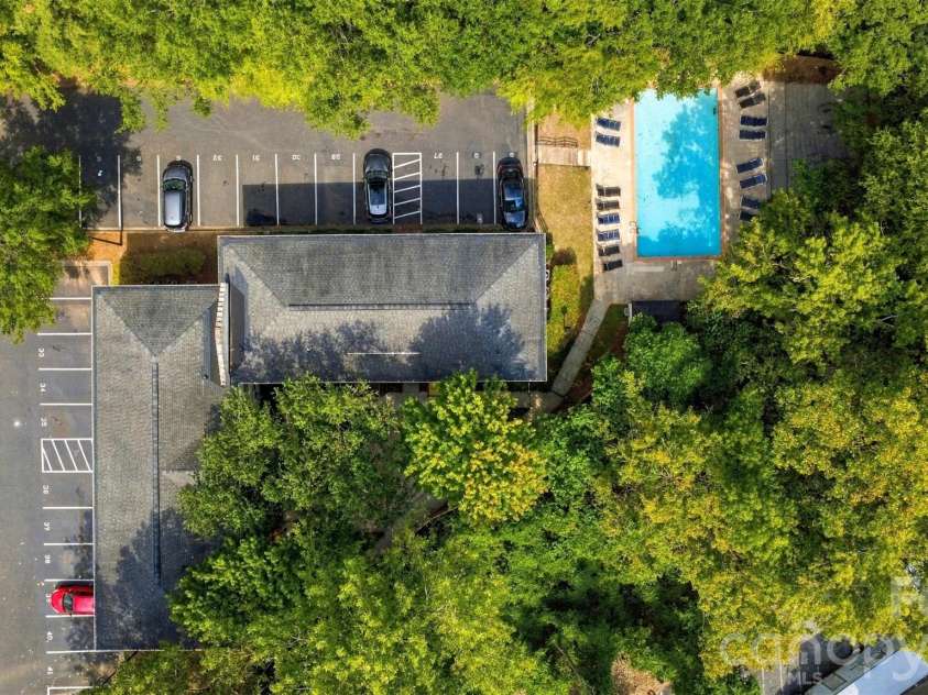4921 Park Road, Charlotte, NC 28209.  MLS# CAR4426505, YatesRealty ID 51922. 