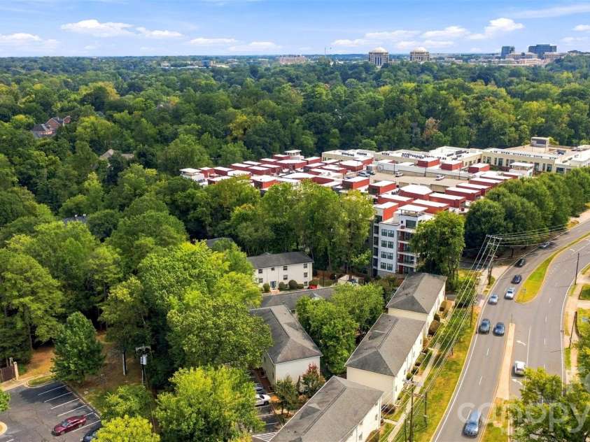 4921 Park Road, Charlotte, NC 28209.  MLS# CAR4426505, YatesRealty ID 51922. 