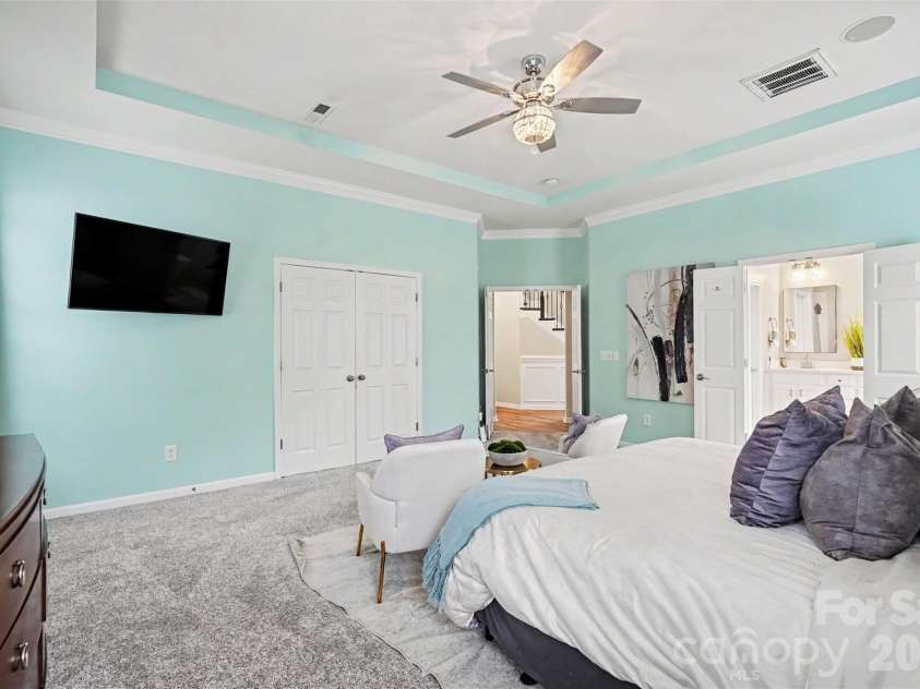 13202 David Jennings Avenue, Charlotte, NC 28213.  MLS# CAR4424937, YatesRealty ID 51926. 