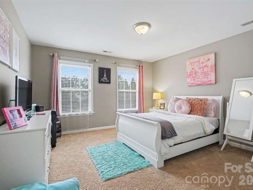 13202 David Jennings Avenue, Charlotte, NC 28213.  MLS# CAR4424937, YatesRealty ID 51926. 