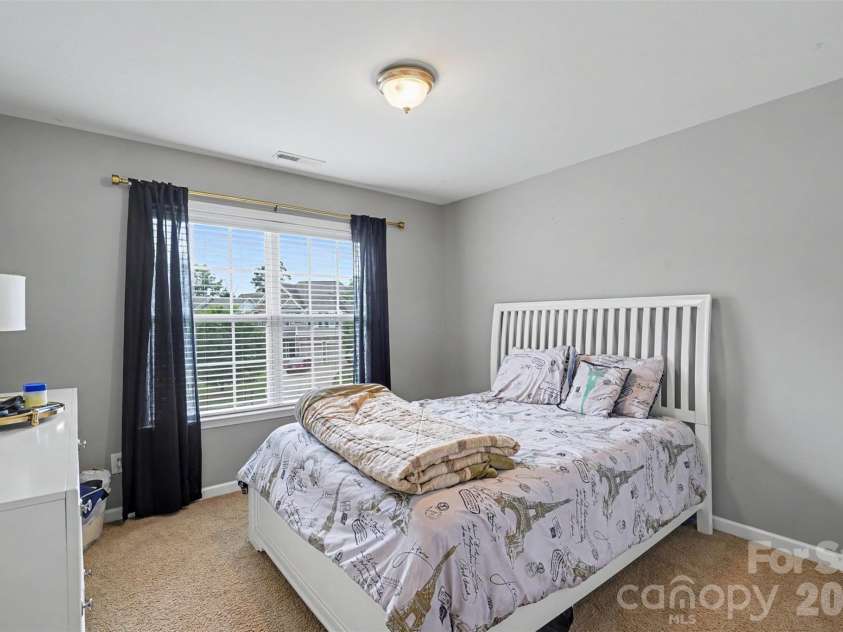 13202 David Jennings Avenue, Charlotte, NC 28213.  MLS# CAR4424937, YatesRealty ID 51926. 