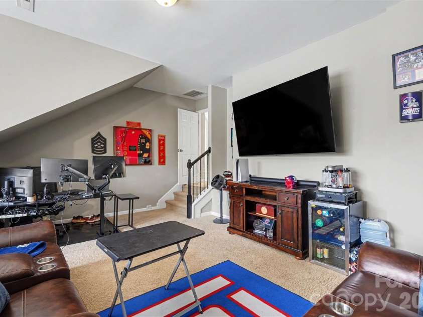 13202 David Jennings Avenue, Charlotte, NC 28213.  MLS# CAR4424937, YatesRealty ID 51926. 